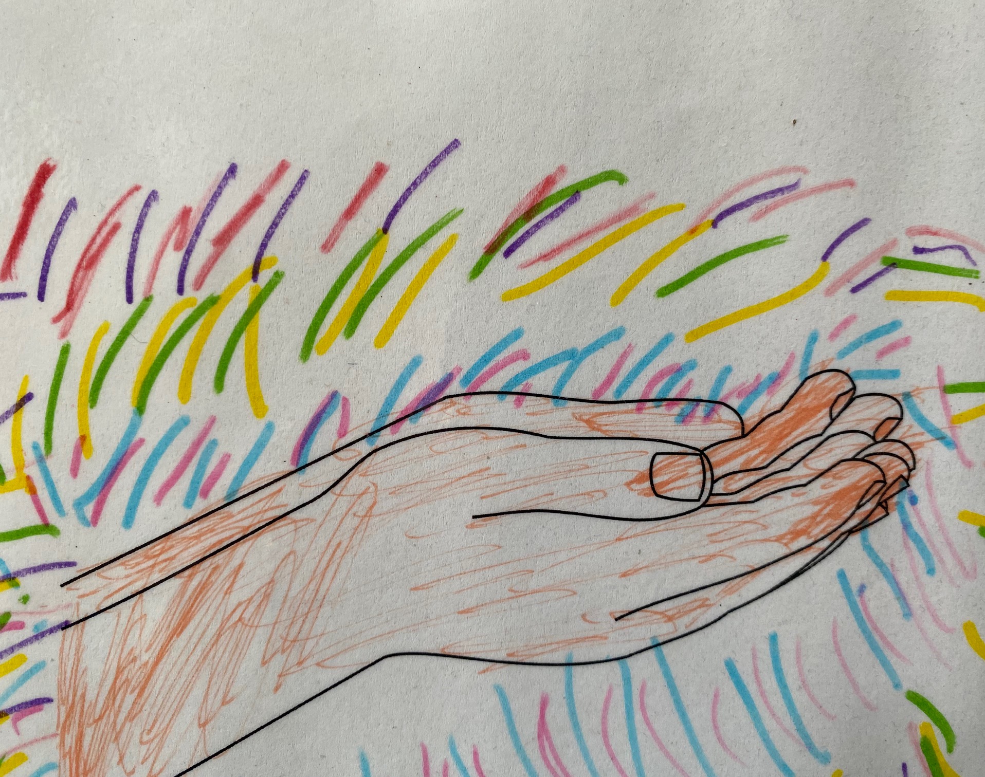 Zeichnung einer offenen Hand vor bunten Farbstrichen